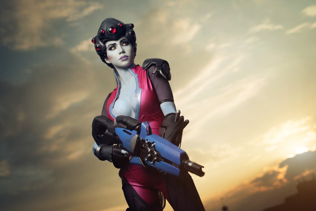 Overwatch косплей на Вдову