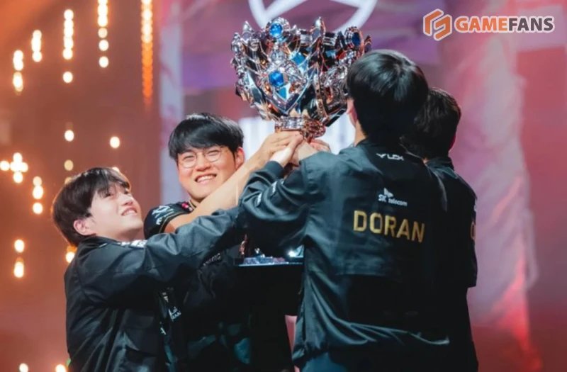 Короли онлайна: топ-5 матчей 2025 года по пиковым зрителям