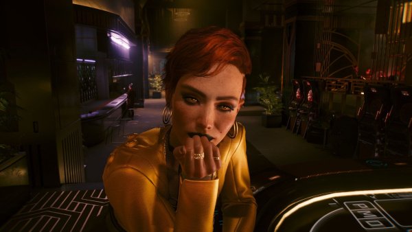 В Cyberpunk 2077: Phantom Liberty теперь можно закрутить роман с Авророй